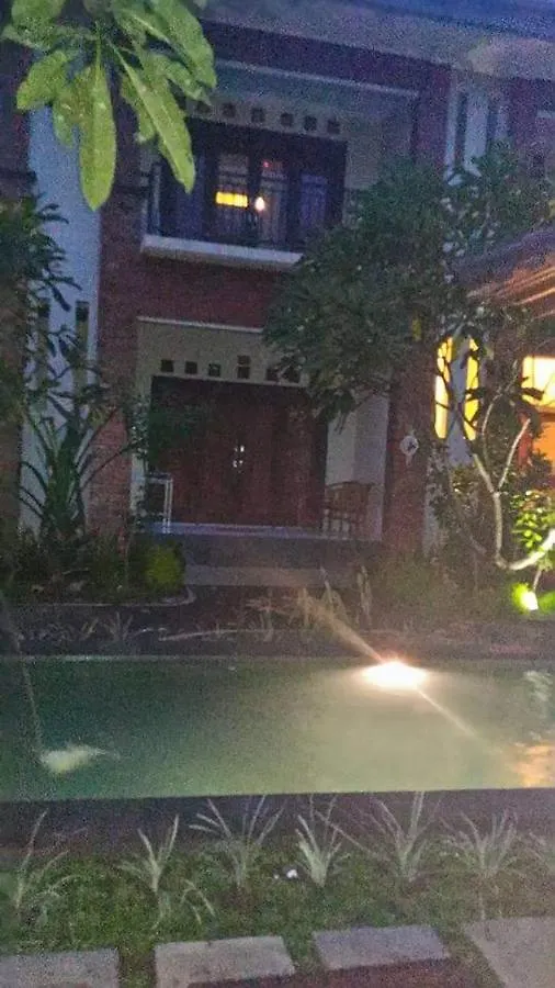 Nami House Hotel Ubud  2*, Ubud (Bali)